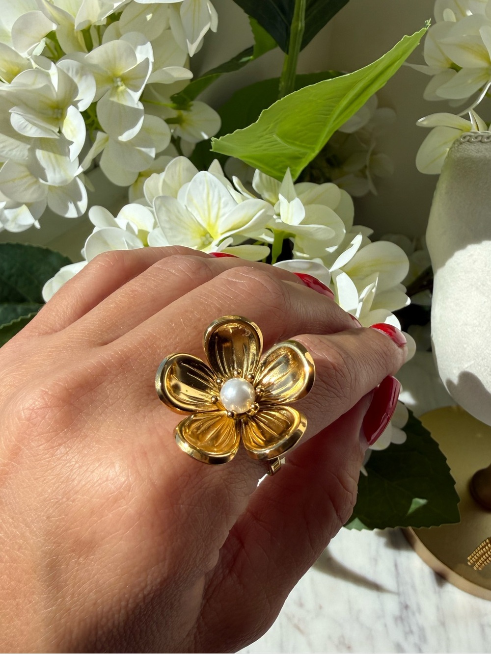 Anthropologie Gold Floral Ring with Pearl Center